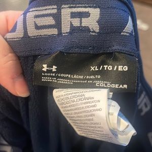 Men’s XL Under Armour joggers